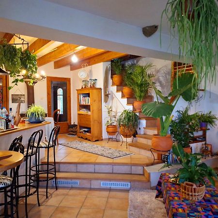 The Place By The Sun Milina Exterior photo